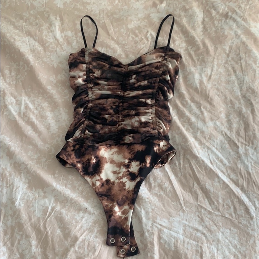 Brown/black tie dye bodysuit